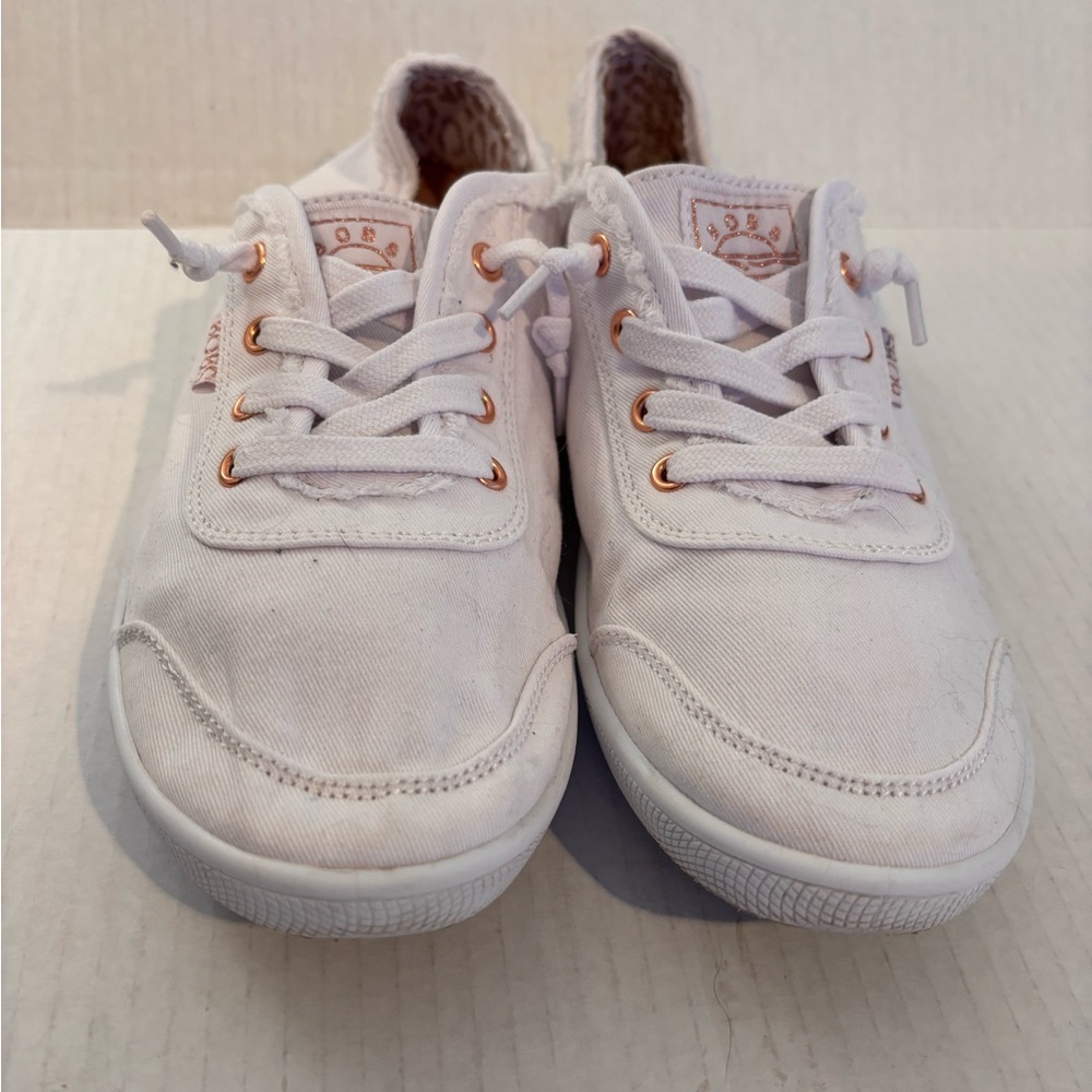 Bobs Women’s White Canvas Shoes Size 8.5
